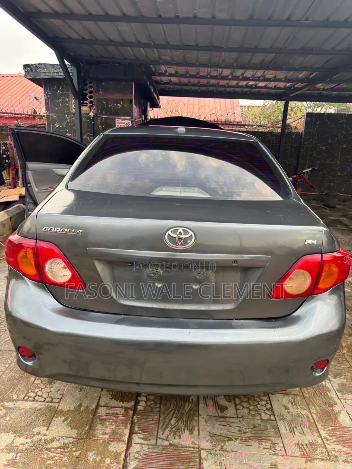 Toyota Corolla LE 4dr Sedan (1.8L 4cyl 4A) 2010 Gray