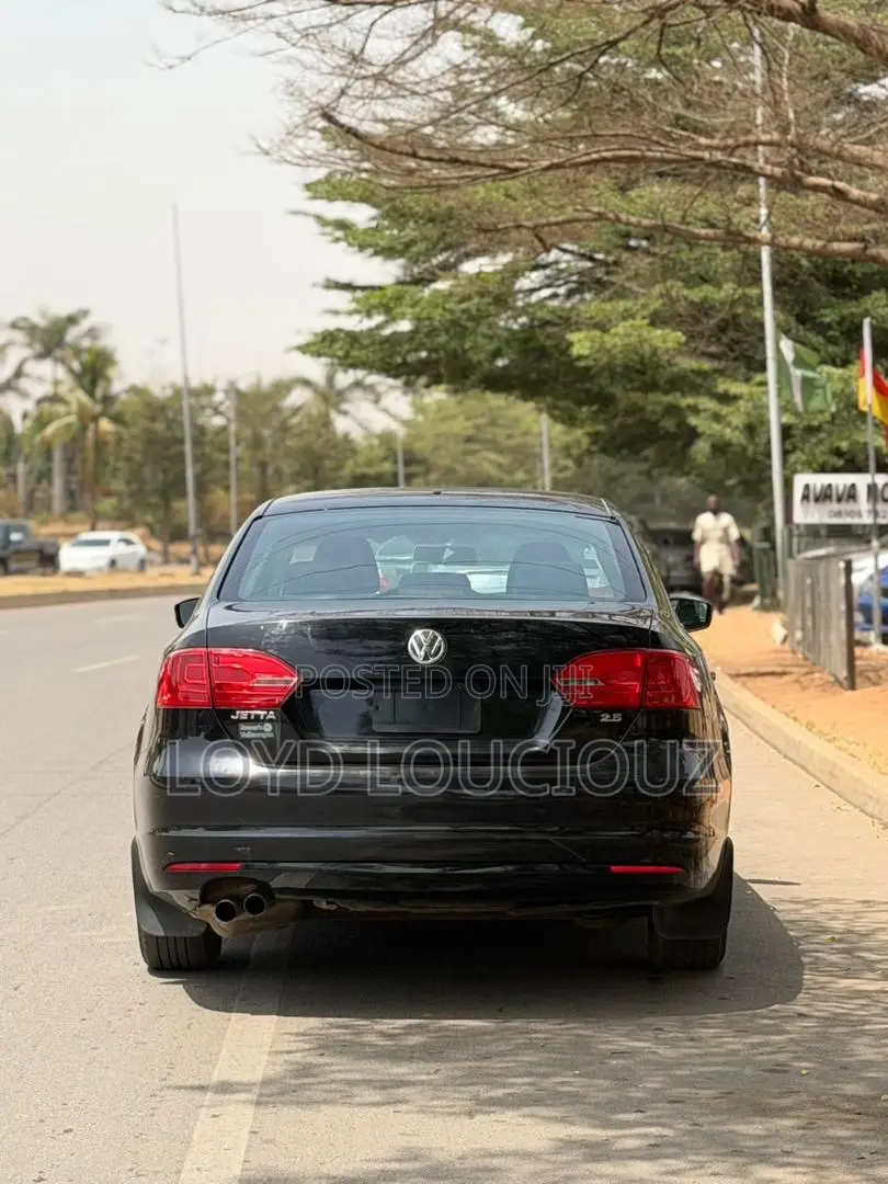 Volkswagen Jetta 2011 Black