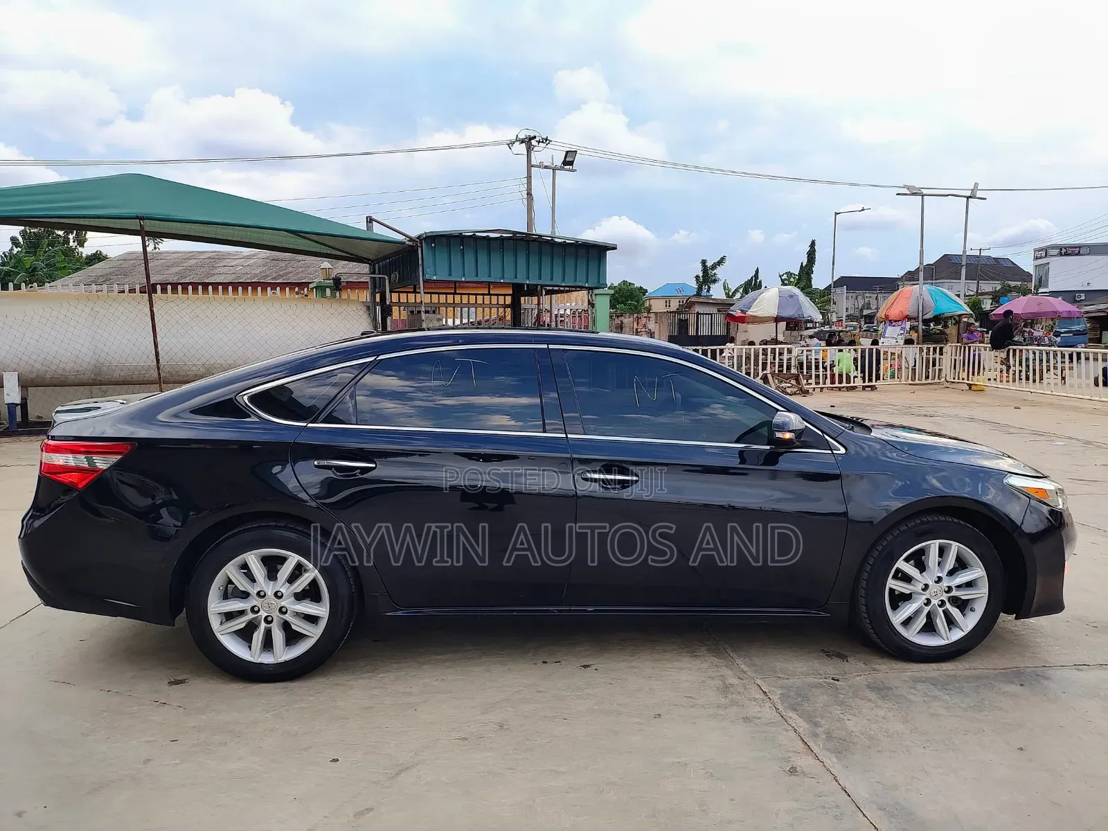 Toyota Avalon XLE Plus FWD Sedan (3.6L 6cyl 6A) 2016 Black