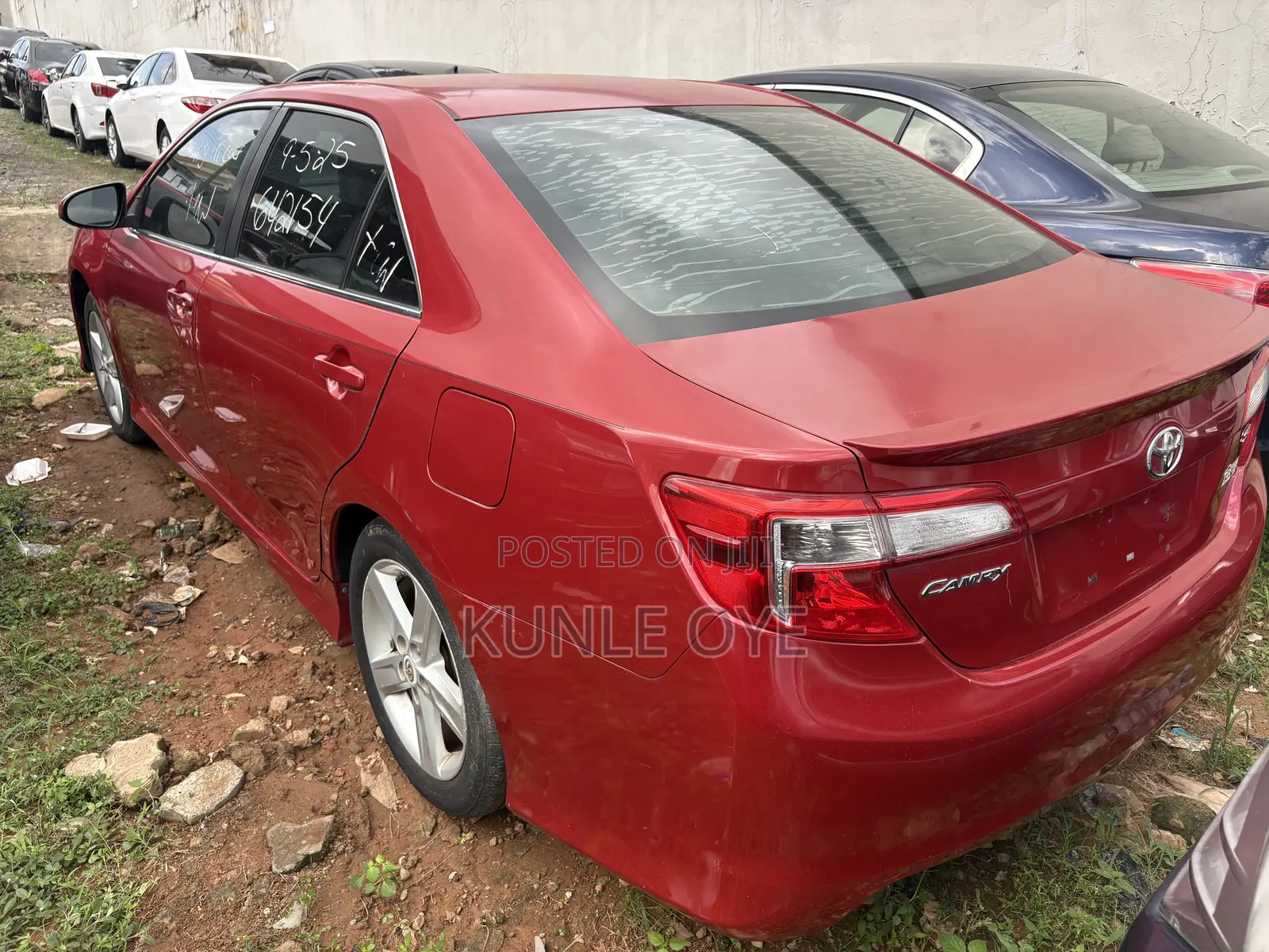 Toyota Camry SE 4dr Sedan (2.5L 4cyl 6A) 2013 Red