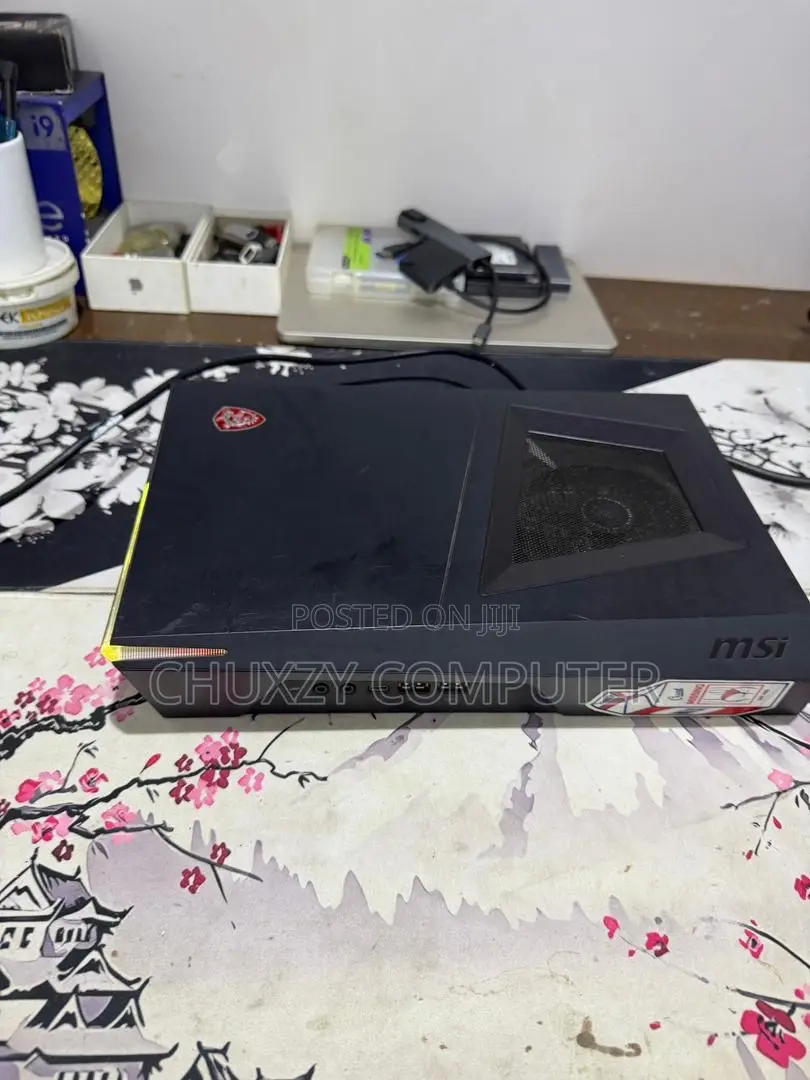 Desktop Computer MSI Trident 3 16GB Intel Core i5 HDD+SSD 1.5T