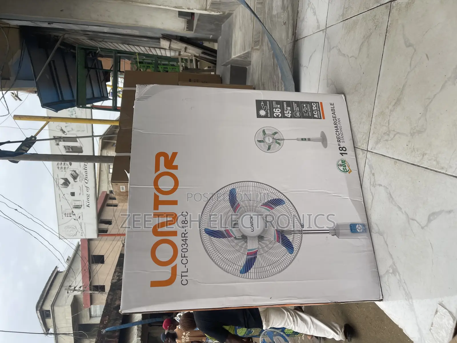 Lontor CTL-18-Inch Rechargeable Standing Fan.
