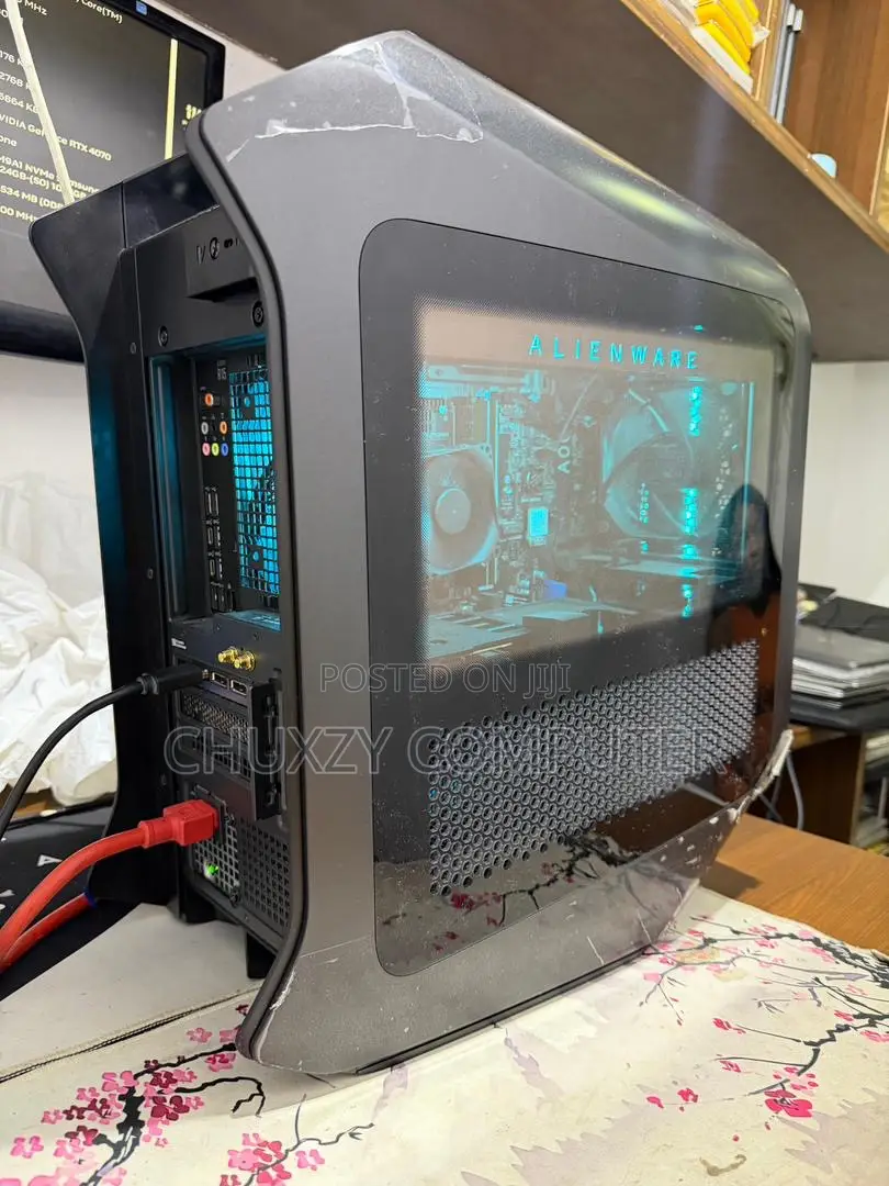 New Desktop Computer Dell Aurora 64GB Intel Core i9 SSD 1T