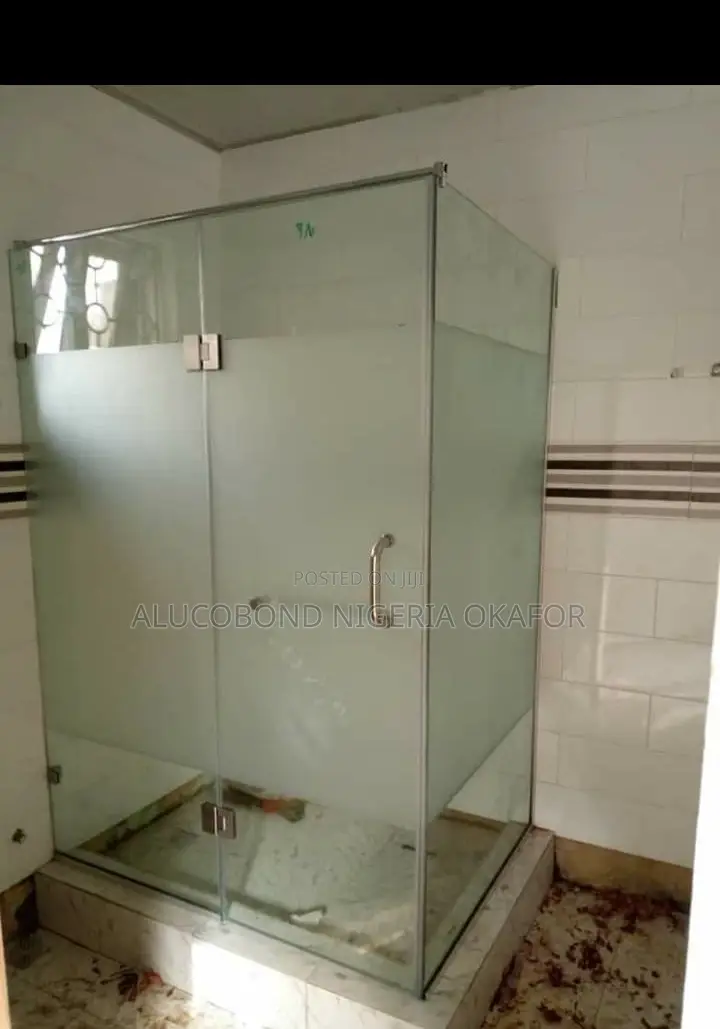 Glass Shower Cubicle