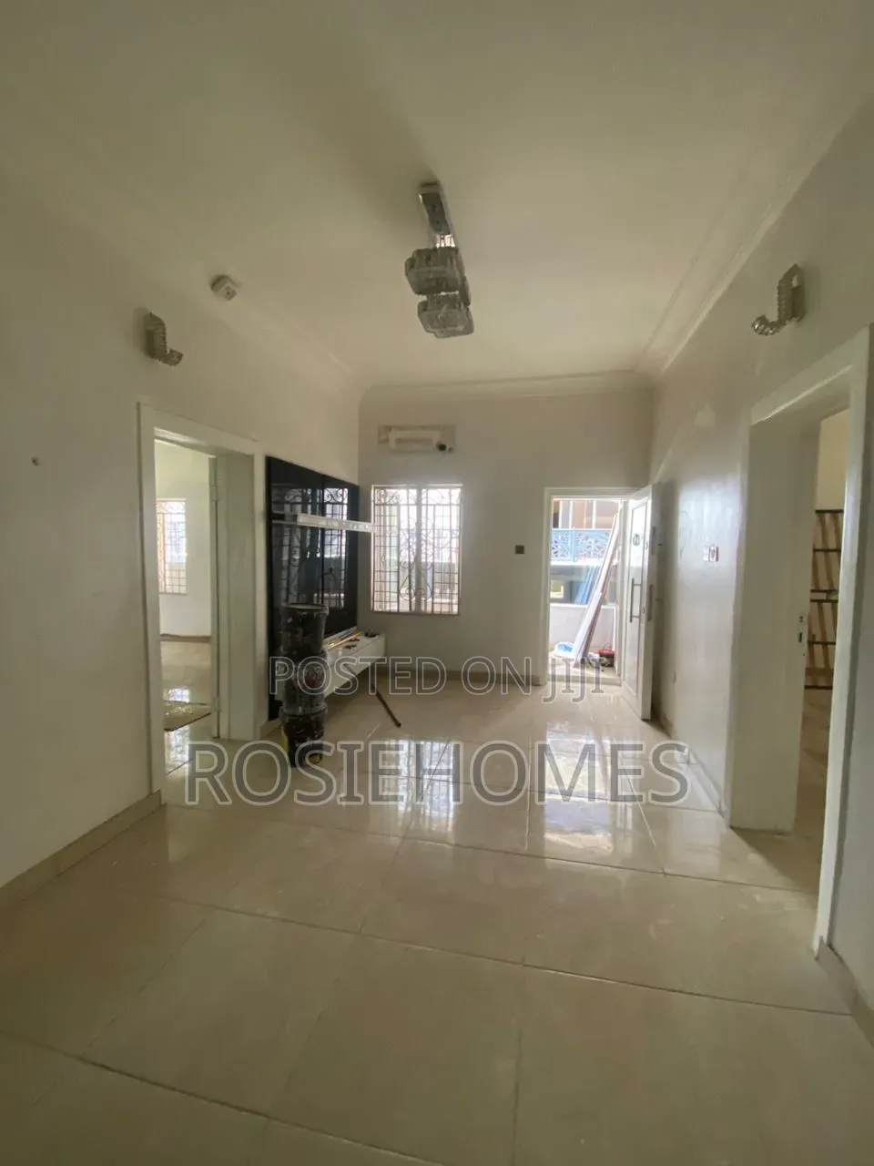 3bdrm Duplex in View Estate, Awolowo Road for sale