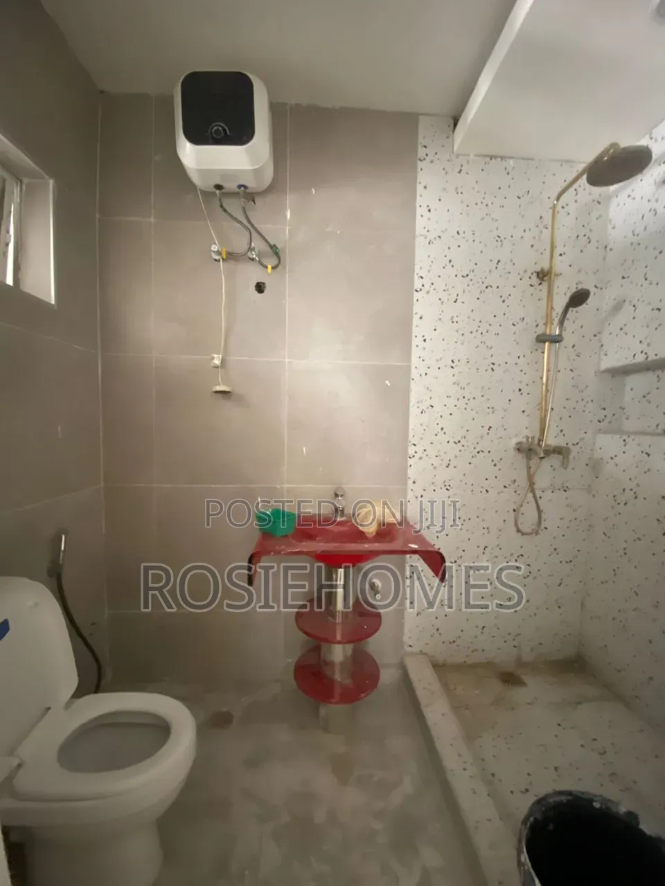 3bdrm Duplex in View Estate, Awolowo Road for sale