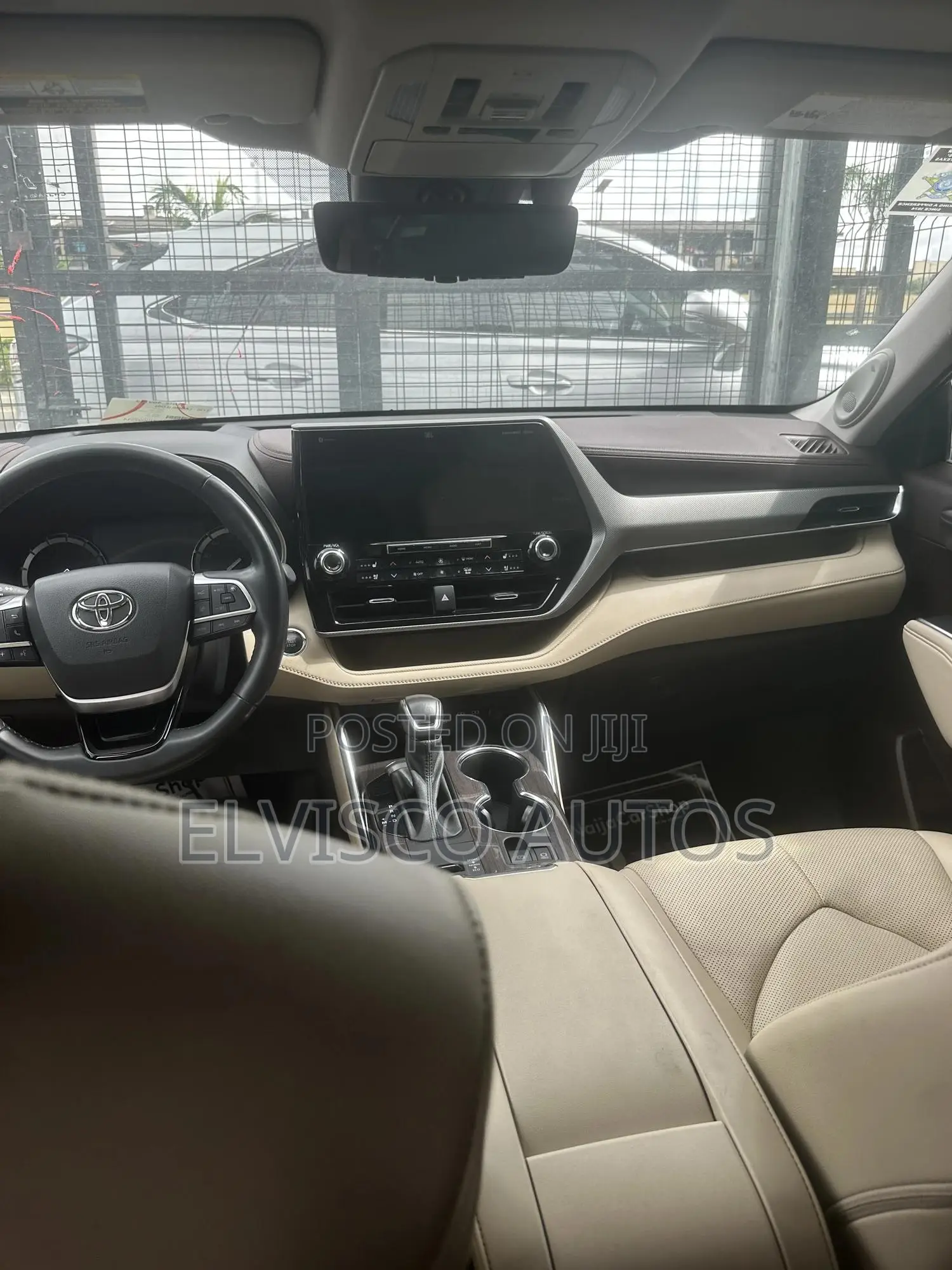 Toyota Highlander Platinum 2022 Black