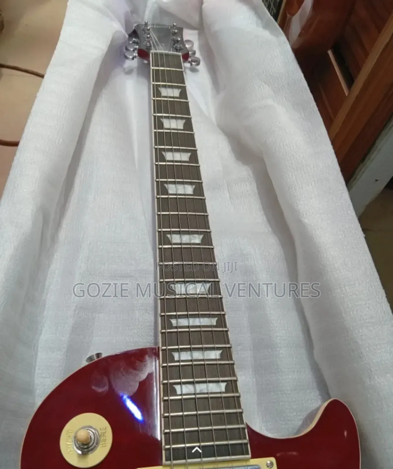 Passive Gibson Less Paul Electric Lead Guitar 6 Strings With Quality