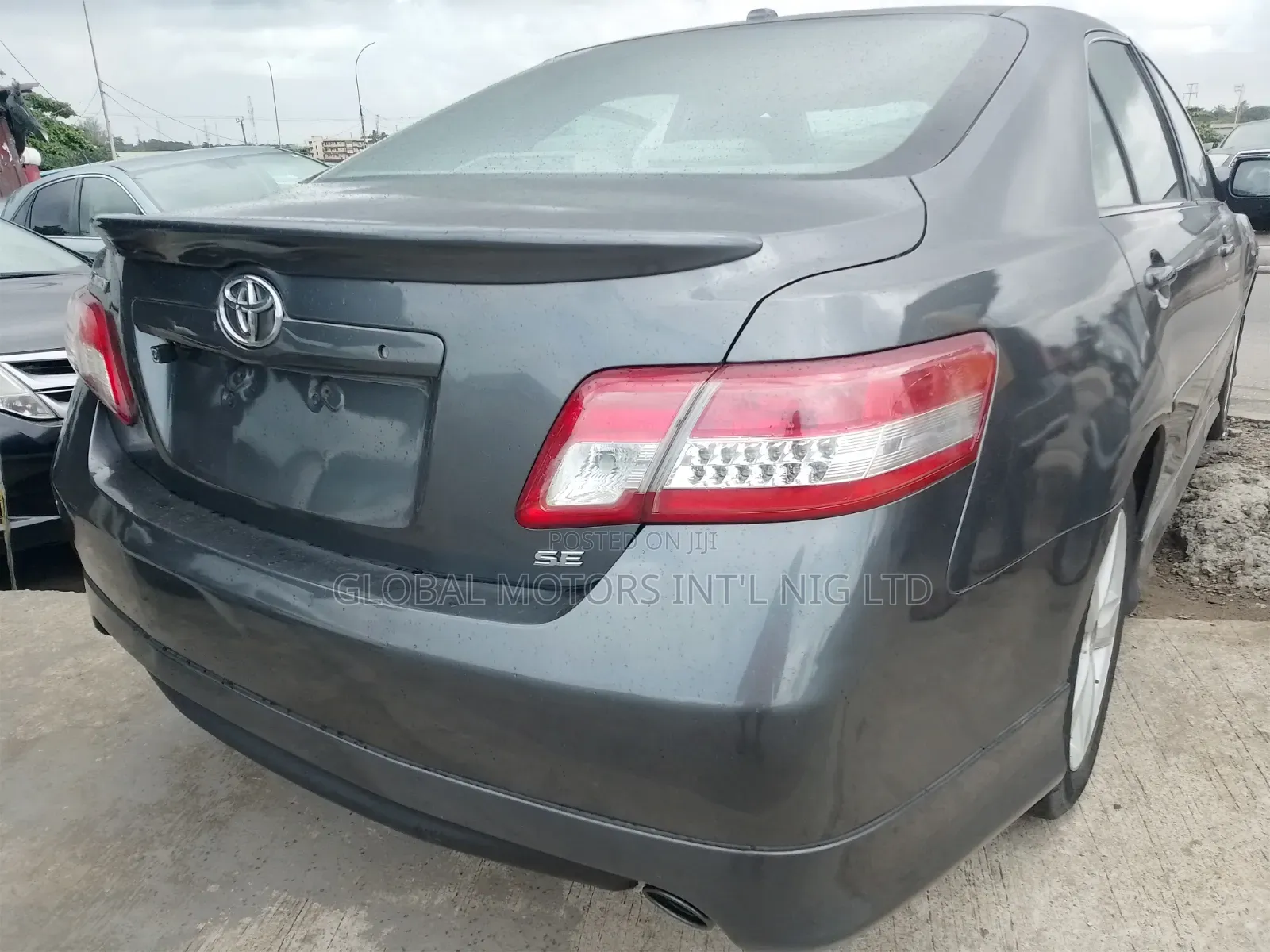 Toyota Camry Se Edition Keyless 2010/ 2011