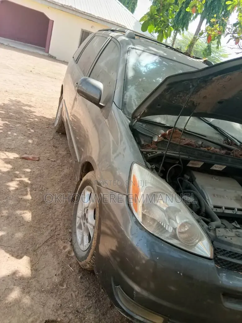 Toyota Sienna CE 2005 Green
