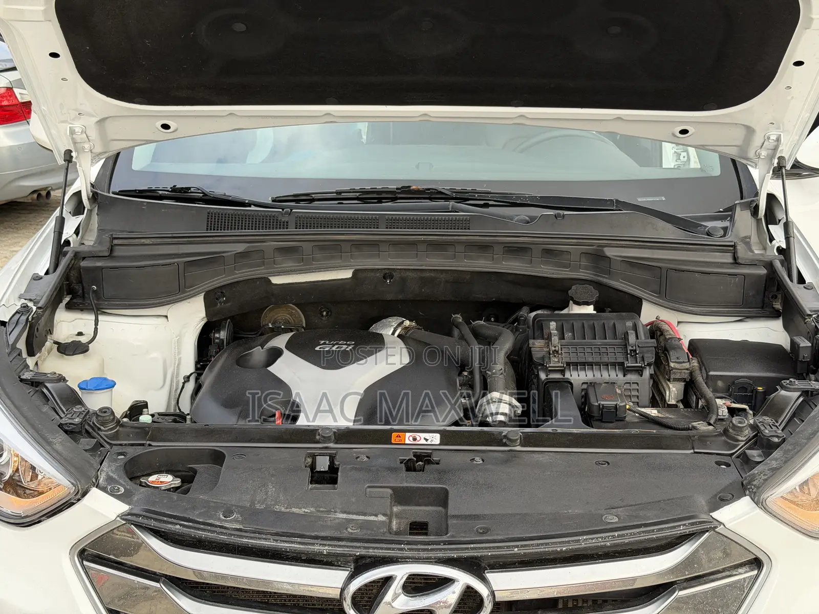 Hyundai Santa Fe 2015 White