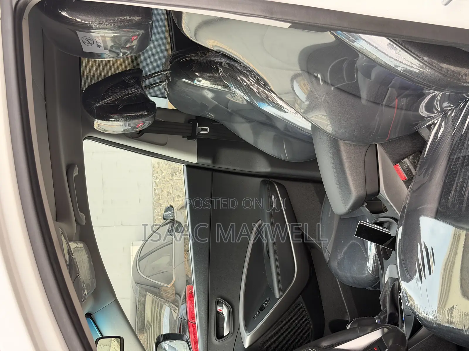Hyundai Santa Fe 2015 White