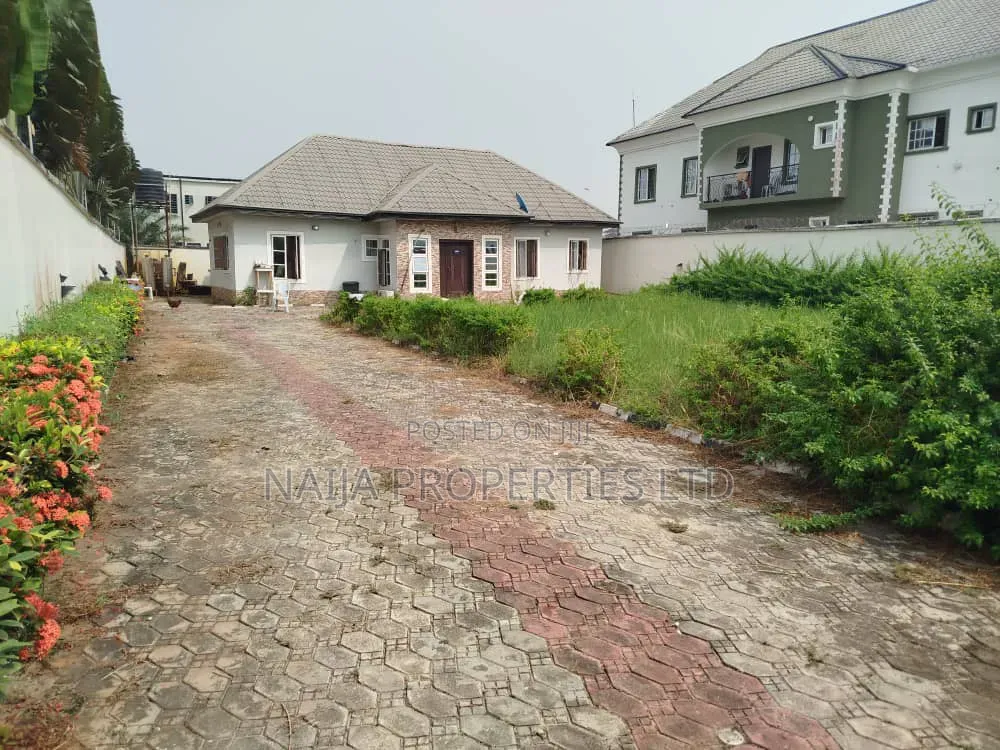 3bdrm Bungalow in Thera Annex, Sangotedo for sale