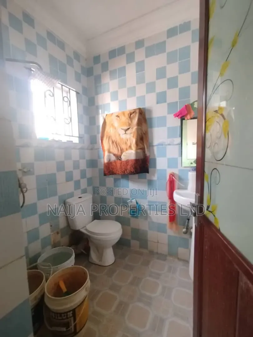 3bdrm Bungalow in Thera Annex, Sangotedo for sale