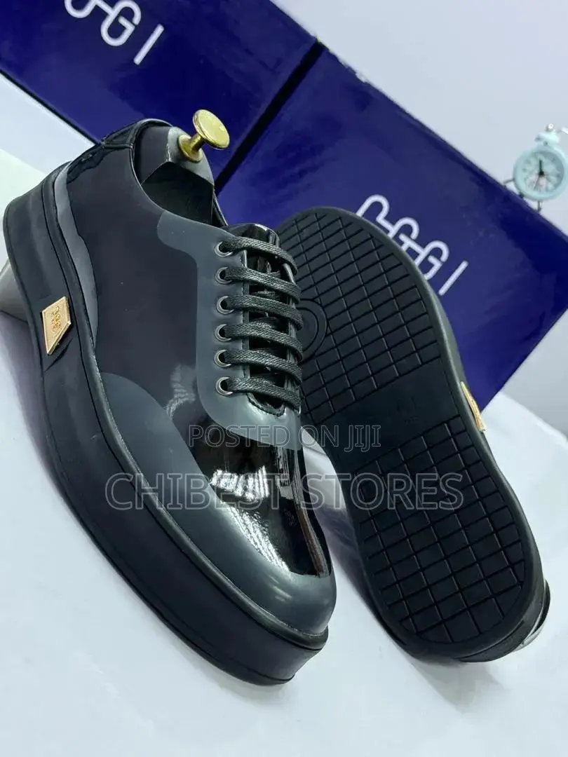 Elegant Oggi Mens Shoes