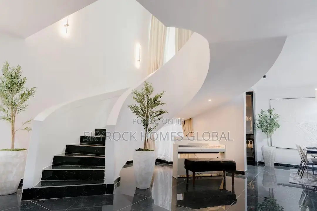 Furnished 4bdrm Duplex in Ikate for sale
