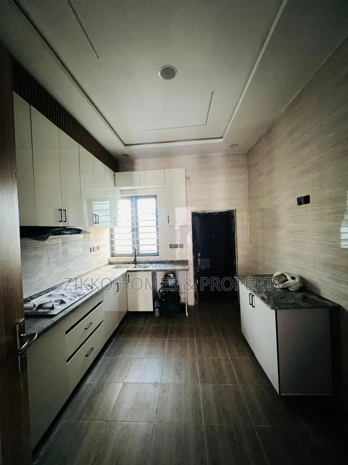 4bdrm Duplex in Ajah, Abraham Adesanya Estate for sale