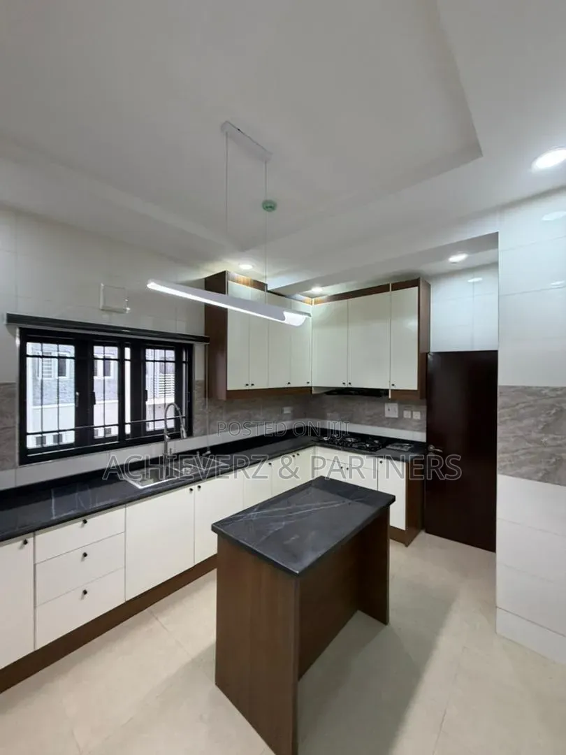 Furnished 2bdrm Apartment in Wuye for rent