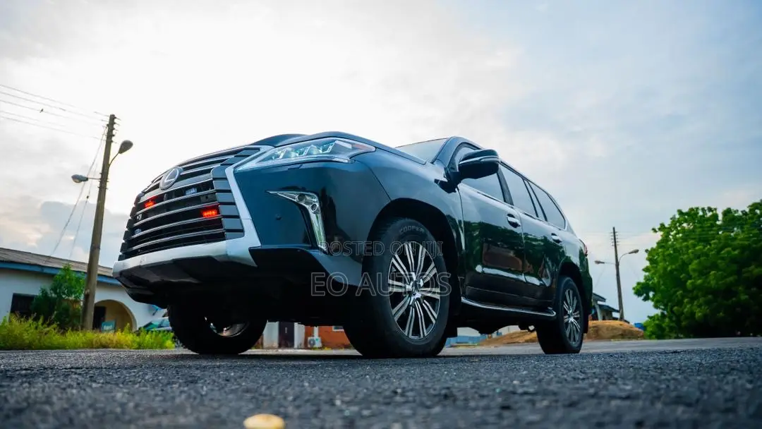 Lexus LX 570 (5 seats) AWD 2021 Black