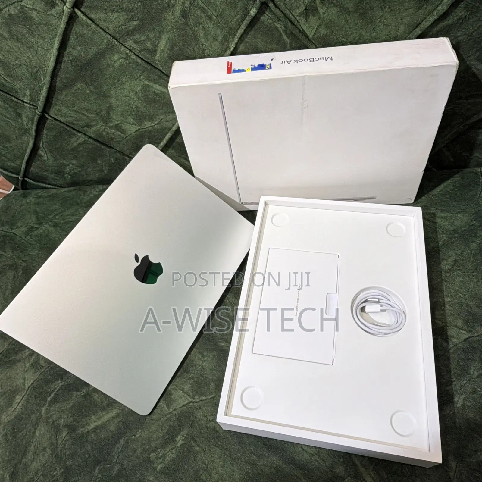 Laptop Apple MacBook Air 2025 M4 13-inch 16GB Apple M4 SSD 256GB