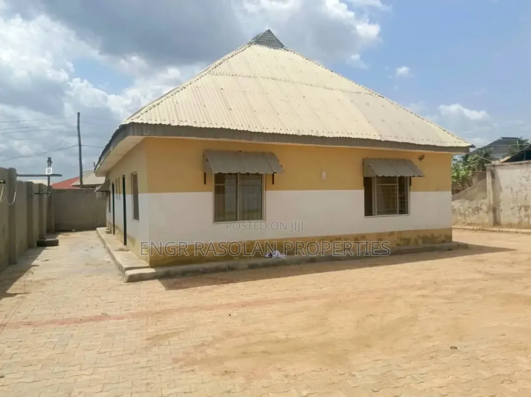 Furnished 2bdrm Block of Flats in Majasurawa, Ilorin South for sale