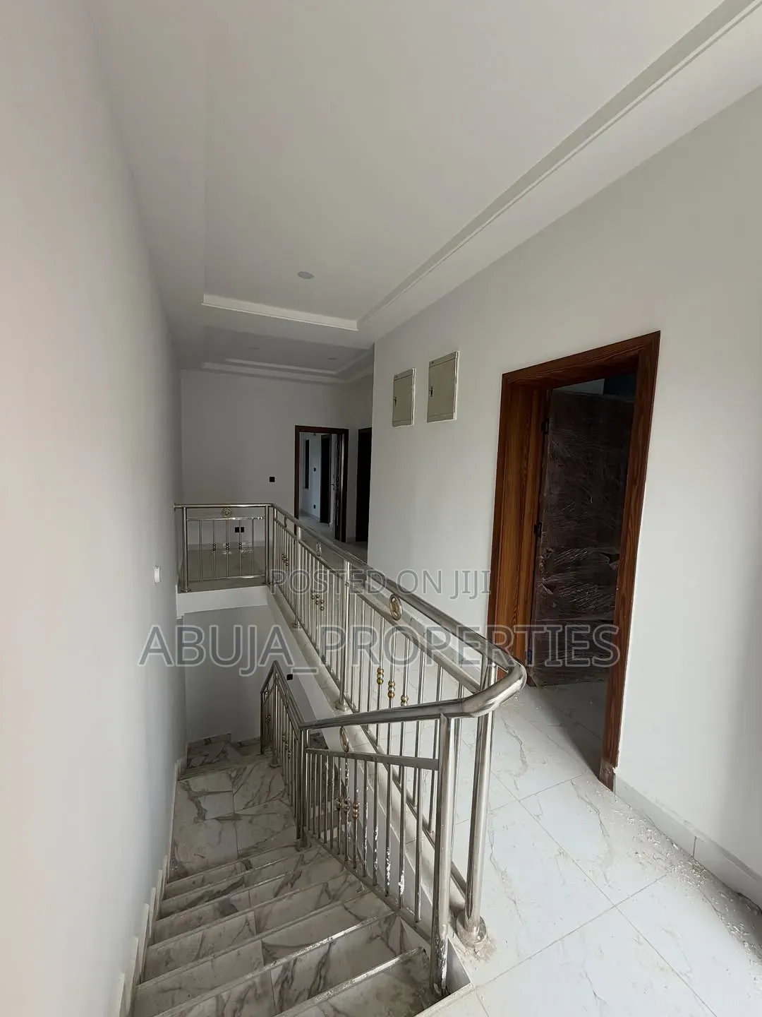 3bdrm Duplex in Apo District for rent