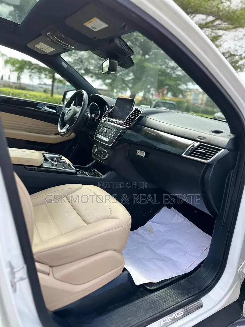Mercedes-Benz GLE-Class AMG GLE 43 4MATIC 2017 White