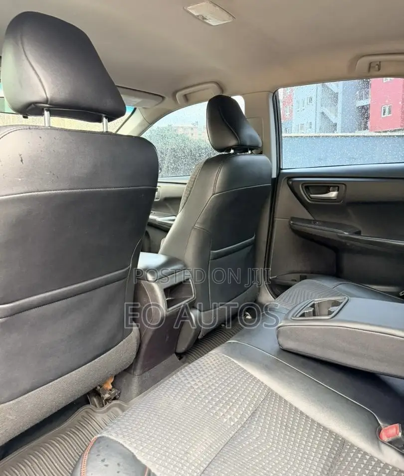 Toyota Camry SE 4dr Sedan (2.5L 4cyl 6A) 2015 Black