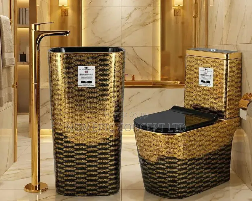 Special Gold Color and Black Color Toilet Seat With Standing Basin