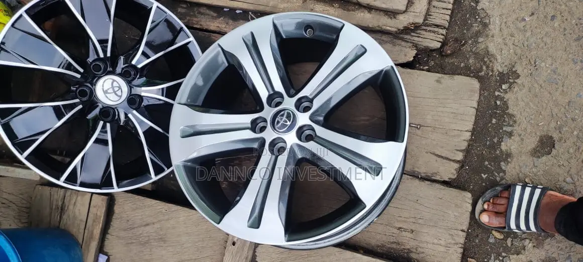 19 Rim for Toyota Highlander 2010