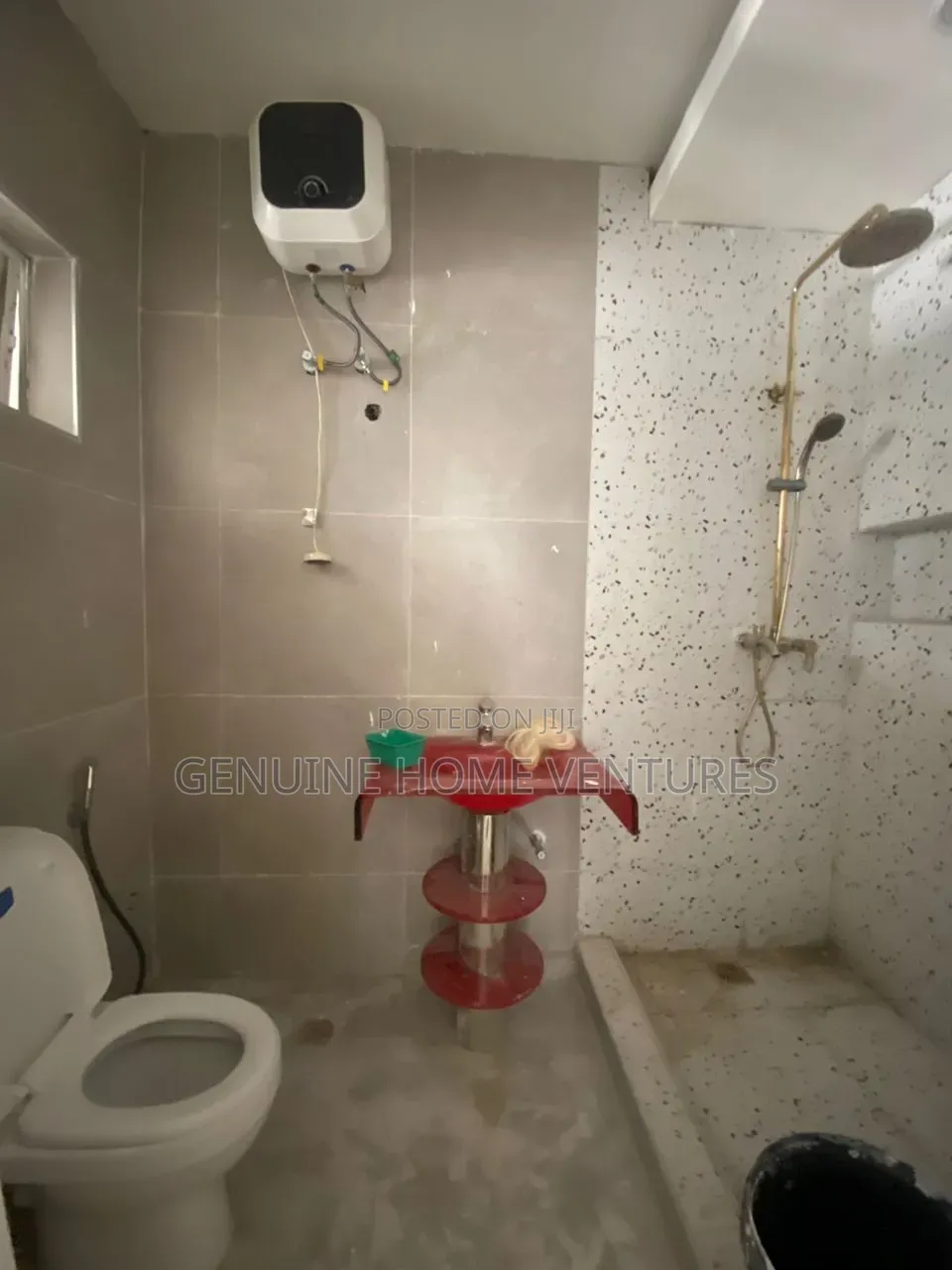 5bdrm Duplex in Magodo Phase 2 for sale