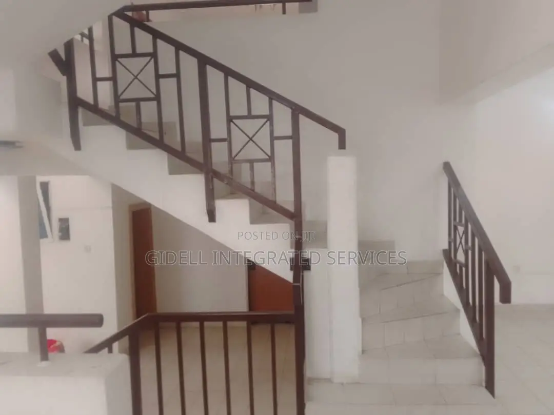 5bdrm House in Maitama for sale