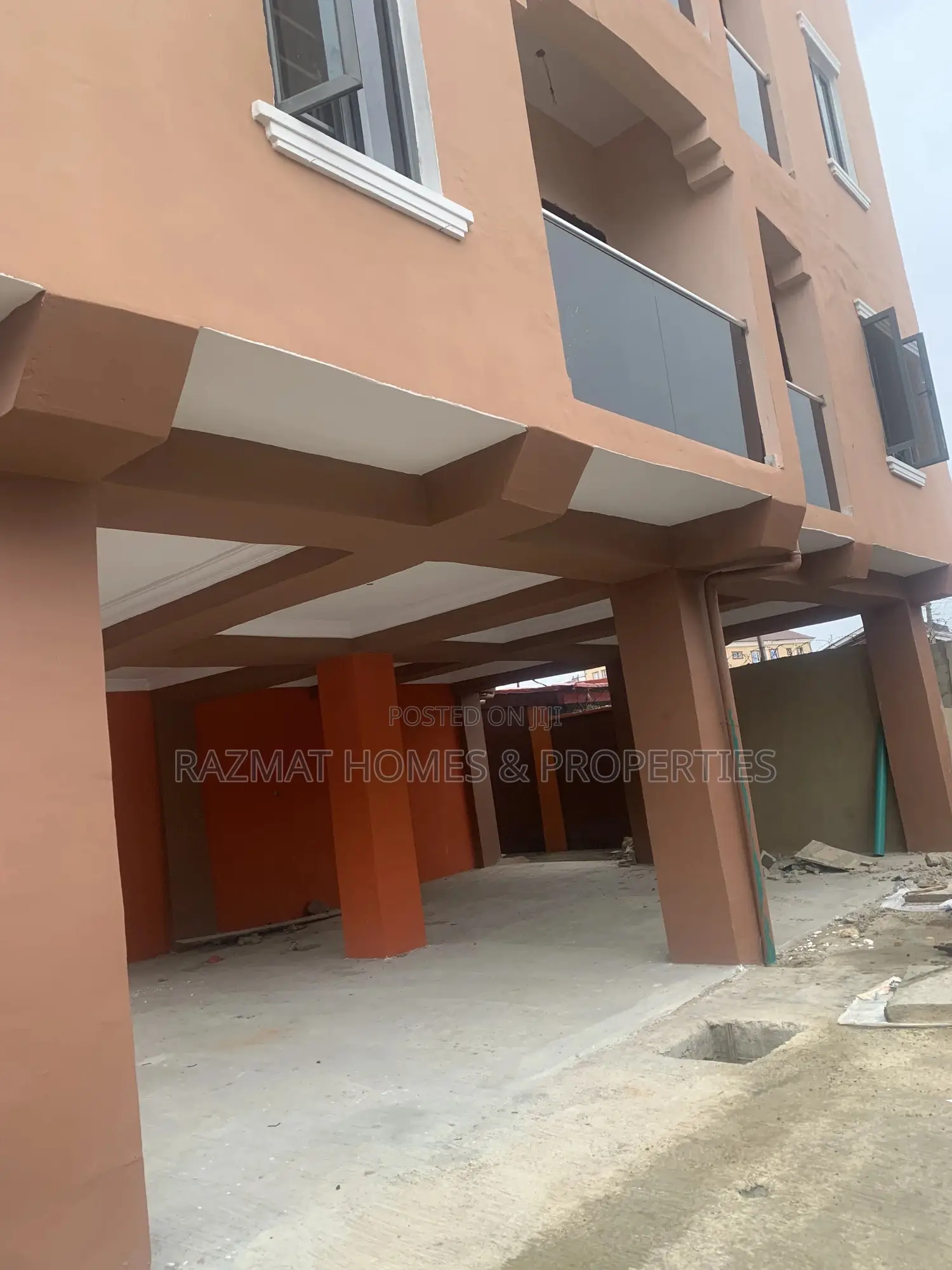 Mini Flat in Lawanson for rent