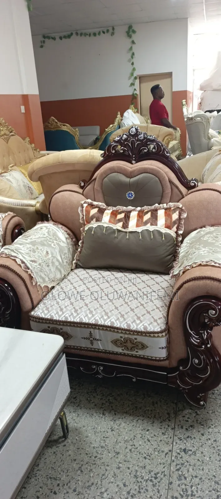 Vintage Brown Royal Sofa Design