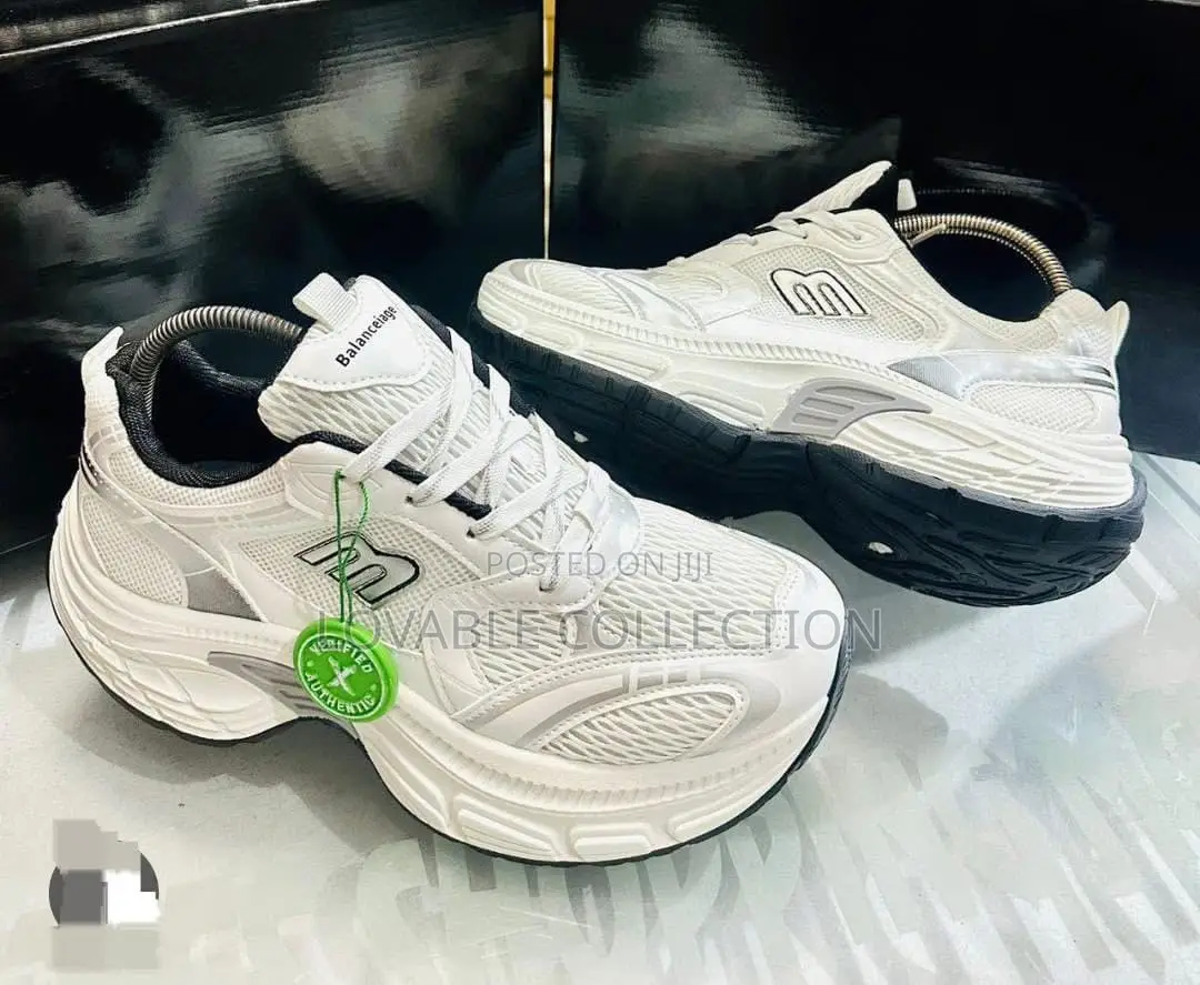 Comfy Big Dd Chunky Unisex Sneakers — 38 to 45 Sizes