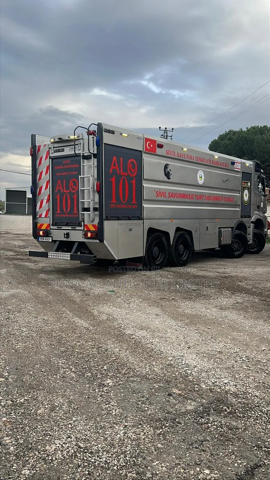Fire Truck Mercedes Benz ( Brand New)