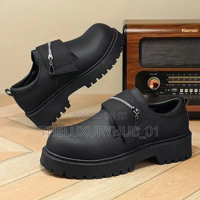 Balenciaga Men Loafers Shoes