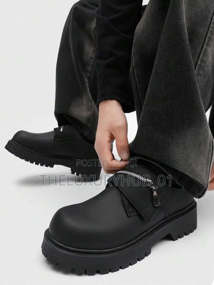 Balenciaga Men Loafers Shoes