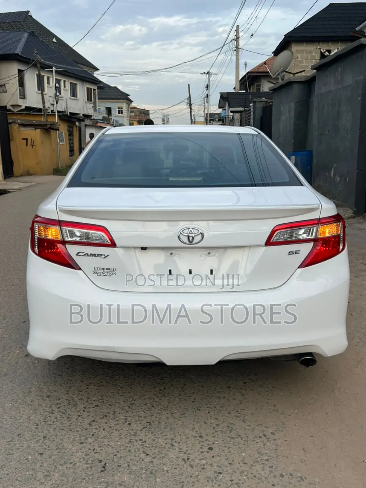 Toyota Camry SE 4dr Sedan (2.5L 4cyl 6A) 2012 White