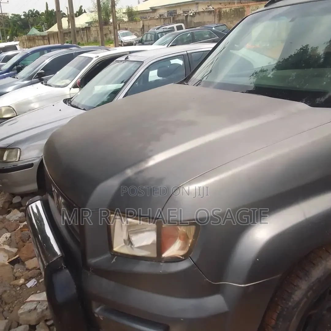 Honda Ridgeline 2006 Gray