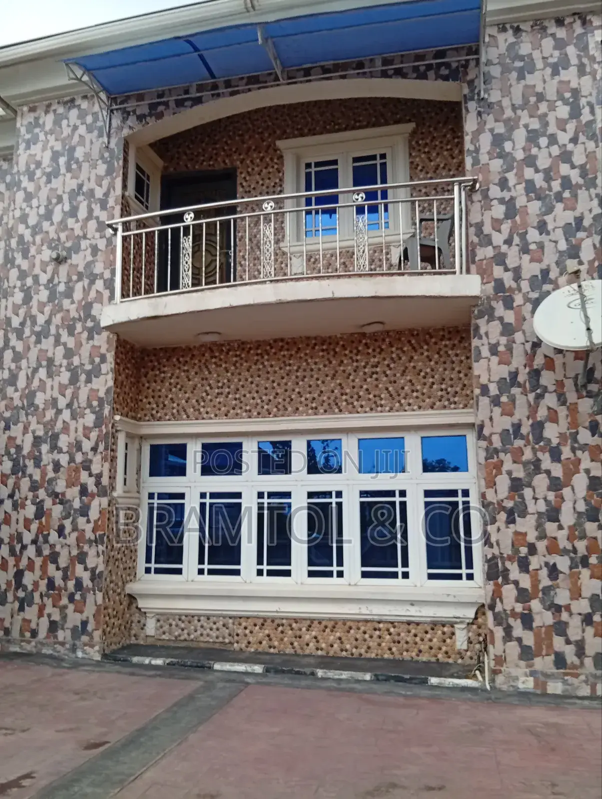 4bdrm Duplex in Tpumpy, FHA for sale