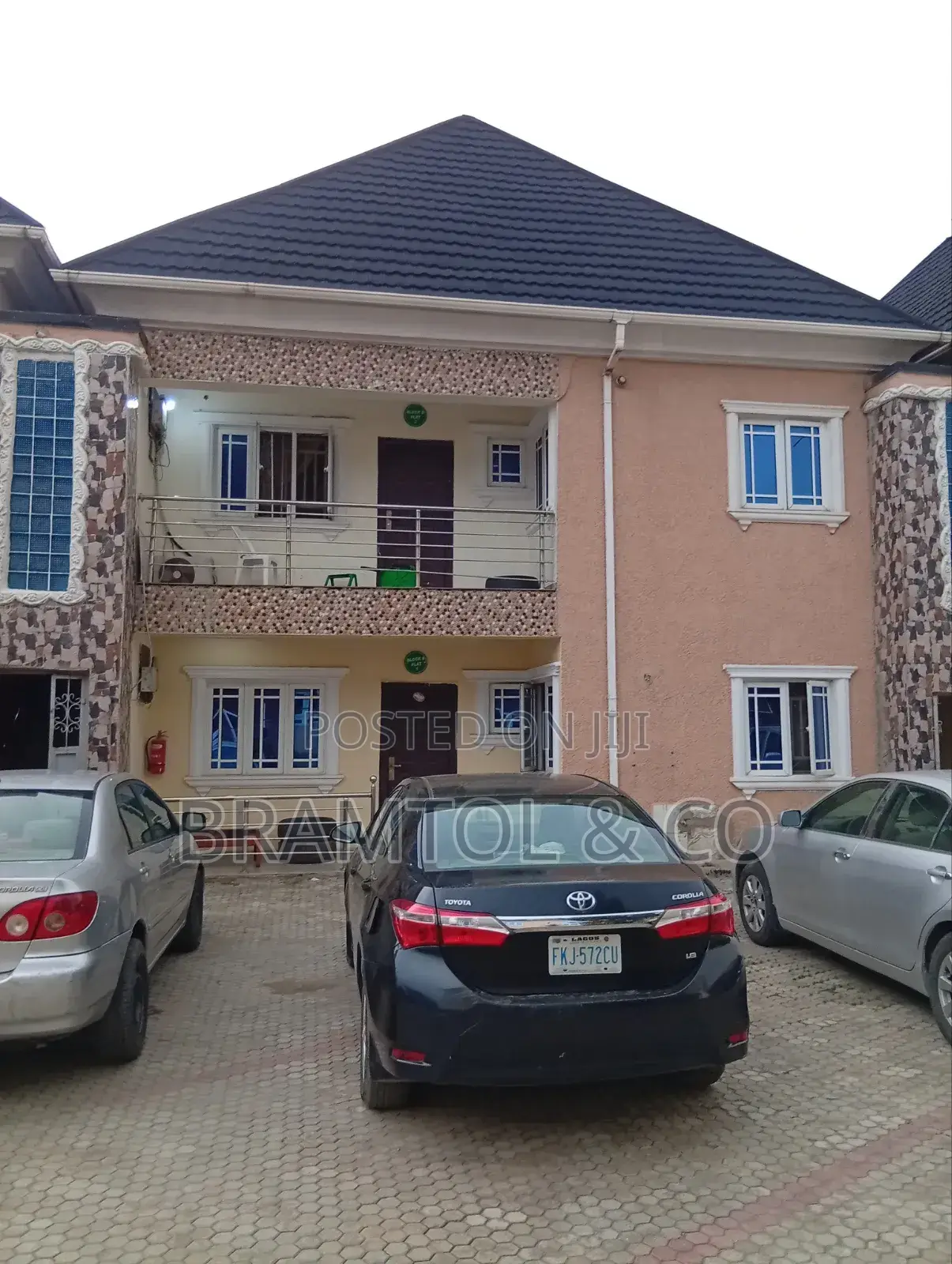 4bdrm Duplex in Tpumpy, FHA for sale