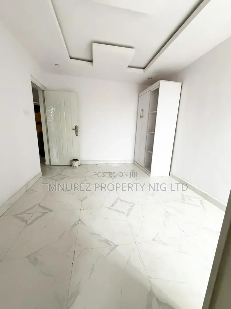 Studio Apartment in Ikota for rent