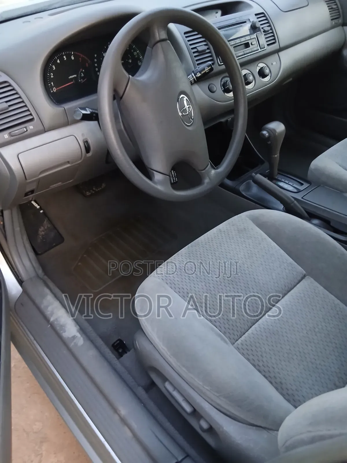Toyota Camry 2005 Silver