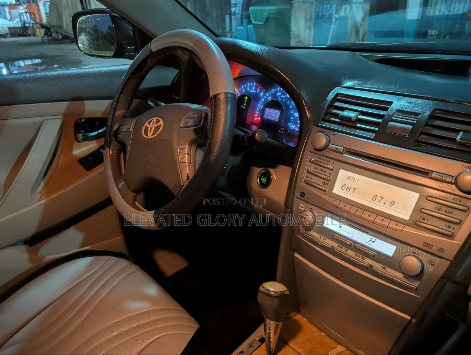 Toyota Camry XLE V6 4dr Sedan (3.5L 6cyl 6AM) 2008 Gray