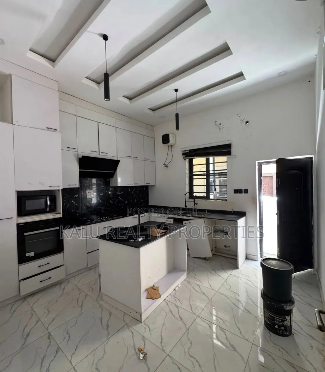 4bdrm Duplex in Idado for rent