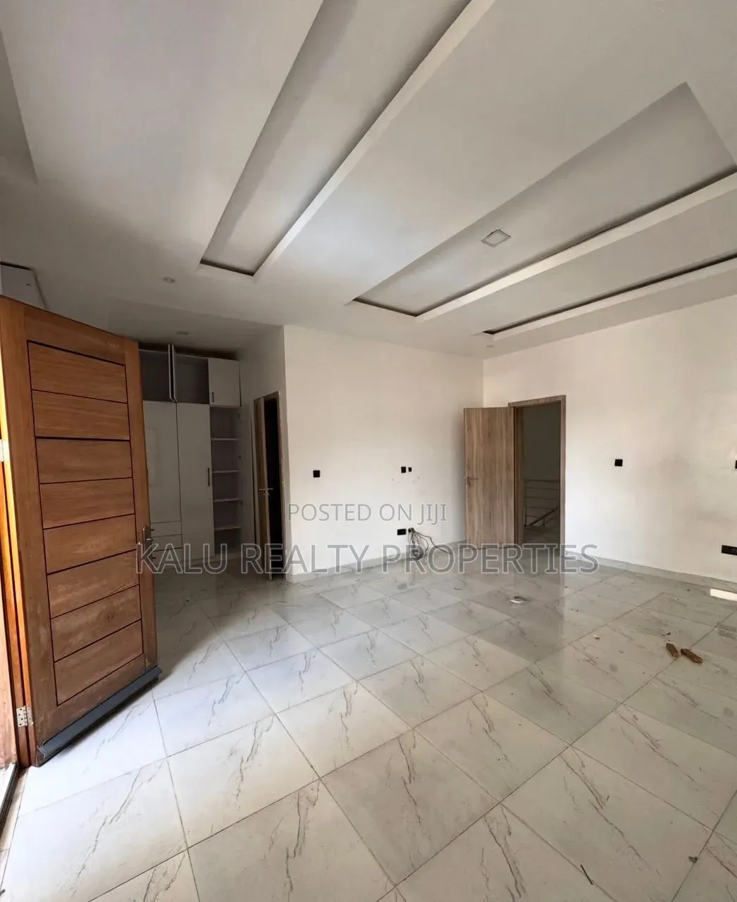 4bdrm Duplex in Idado for rent