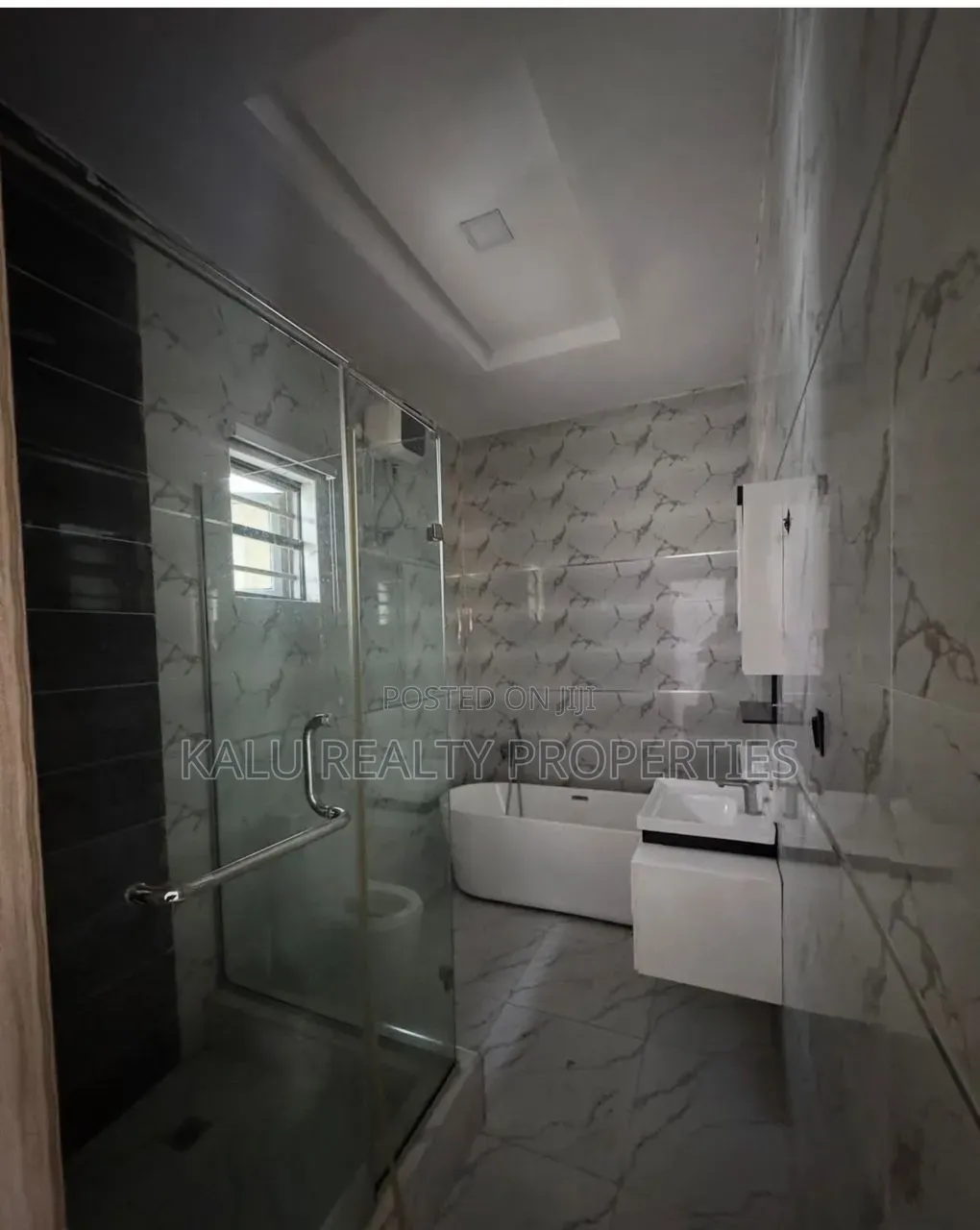 4bdrm Duplex in Idado for rent