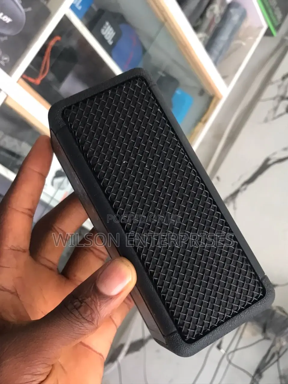 Marshall Emberton 1 || 360° 20+ Hours Battery Life || Ipx7 Waterproof