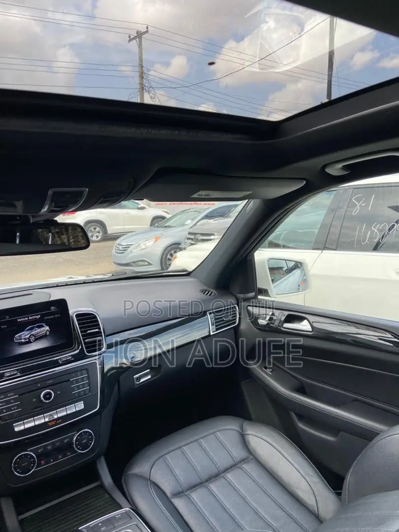 Mercedes-Benz GLE-Class 2017 White